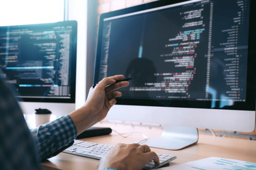 Dedicated development team services vs outsourcing
